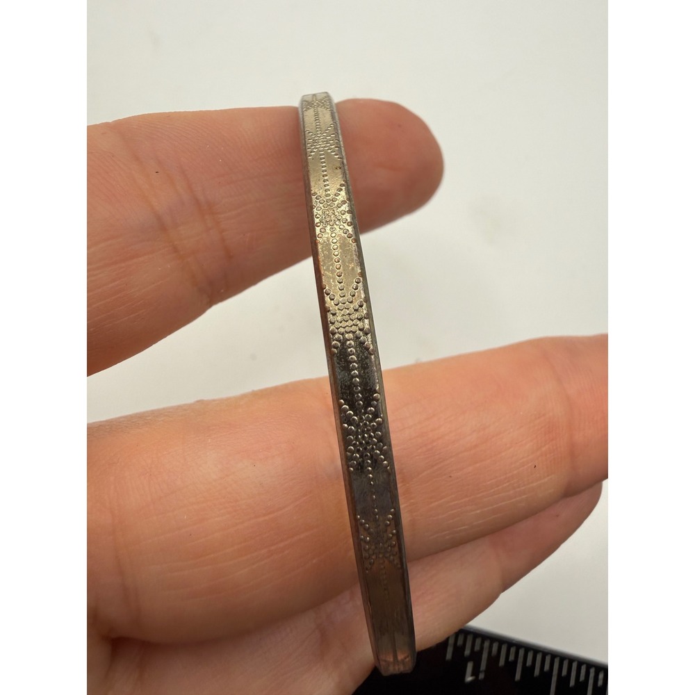 Vintage Silver Tone Etched‎ Stippled Star Sunburst Bangle Bracelet 2.5 Inch Dia